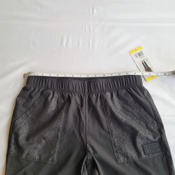 DKNY Snakeskin Print Tracksuit Set - size S - Picture 12 of 15